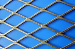 长城钢板网介绍钢板网与圆孔网有何区别